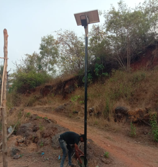 सौर स्ट्रीट लाईट